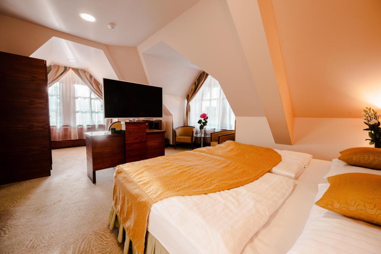 Imperial Casino Strazny Hotel 외부 사진